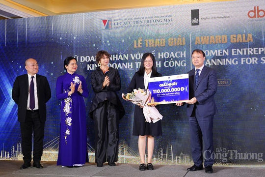 Khẳng định vai trò của doanh nhân nữ trong nền kinh tế Khẳng định vai trò của doanh nhân nữ trong nền kinh tế