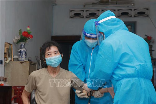 Tăng cường rà soát công tác tiêm vaccine; quản lý, điều trị người nhiễm Covid-19 Tăng cường rà soát công tác tiêm vaccine; quản lý, điều trị người nhiễm Covid-19