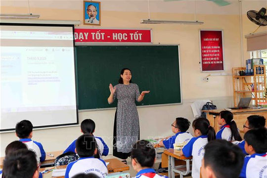 Bảo vệ quyền lợi của giáo viên khi xếp, chuyển hạng chức danh nghề nghiệp viên chức Bảo vệ quyền lợi của giáo viên khi xếp, chuyển hạng chức danh nghề nghiệp viên chức