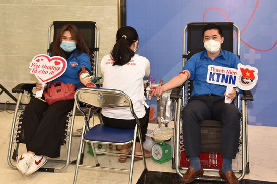 Thu gần 150 đơn vị máu tại Ngày hội hiến máu tình nguyện năm 2021
