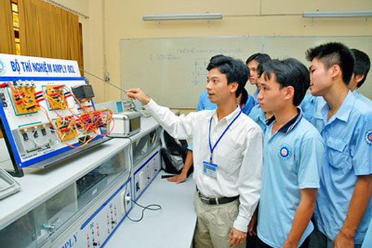 Cần làm rõ một số quy định về xử phạt vi phạm hành chính trong lĩnh vực giáo dục nghề nghiệp Cần làm rõ một số quy định về xử phạt vi phạm hành chính trong lĩnh vực giáo dục nghề nghiệp