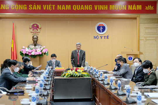 Phấn đấu hoàn thành tiêm mũi 3 vắc xin phòng Covid-19 vào quý I/ 2022