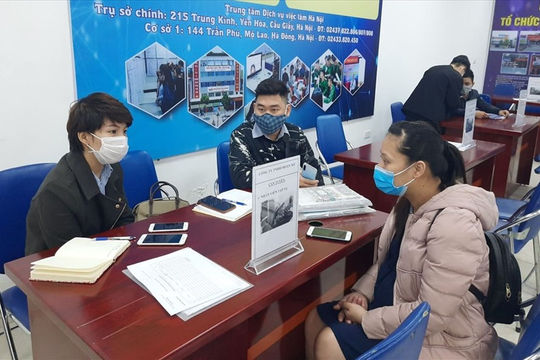 Tăng phúc lợi để thu hút lao động