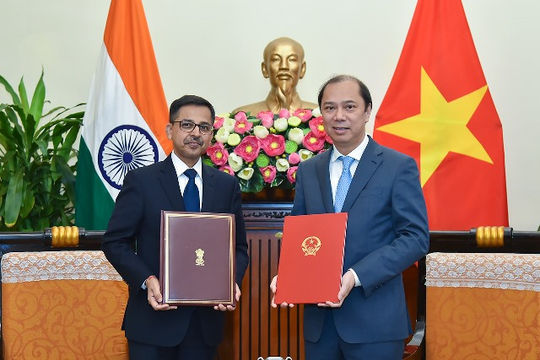 Lãnh đạo Việt Nam - Ấn Độ trao đổi Thư mừng nhân kỷ niệm 50 năm thiết lập quan hệ ngoại giao