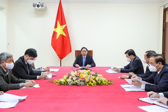 Việt Nam - Trung Quốc lập Nhóm công tác chung để tiếp tục phối hợp giải quyết ách tắc hàng hóa tại cửa khẩu