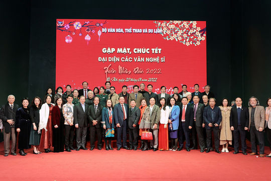 Phát huy sức sáng tạo của văn nghệ sĩ để "chấn hưng nền văn hóa", đóng góp nhiều hơn cho đất nước