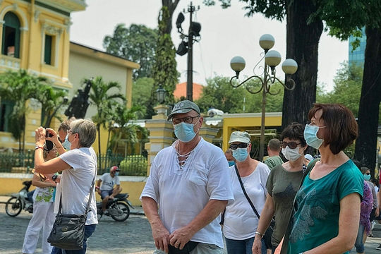 Mở cửa thị trường du lịch an toàn: Không thể chậm trễ