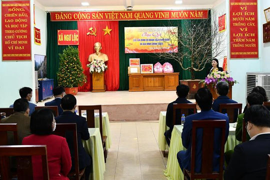 Nghĩa tình của KTNN với các gia đình chính sách, hộ nghèo trong dịp Tết 2022