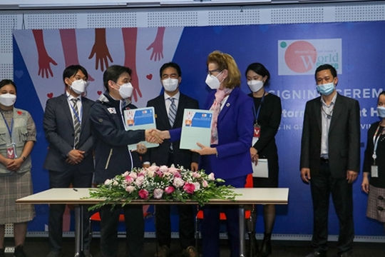 Xây thêm 73 ngôi nhà an toàn chống chịu bão, lụt cho người nghèo tỉnh Quảng Bình Xây thêm 73 ngôi nhà an toàn chống chịu bão, lụt cho người nghèo tỉnh Quảng Bình