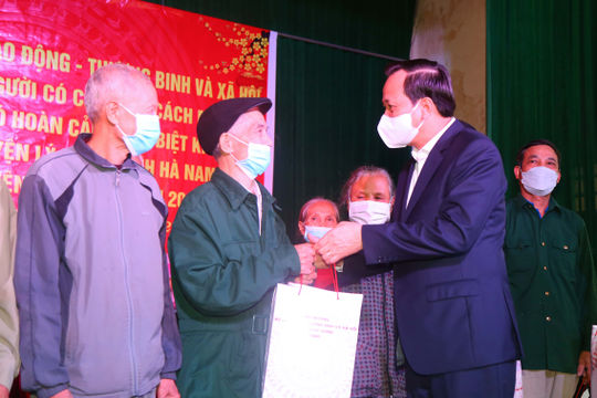 Để mọi người dân đều có Tết ấm no