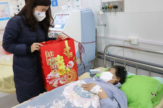 Bảo hiểm Xã hội Việt Nam "mang Tết ấm đến với người nghèo Xuân Nhâm Dần 2022"