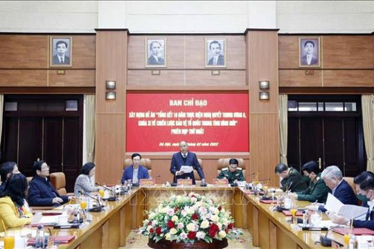 Chủ tịch nước Nguyễn Xuân Phúc chủ trì họp Ban Chỉ đạo xây dựng Đề án Tổng kết Chiến lược bảo vệ Tổ quốc