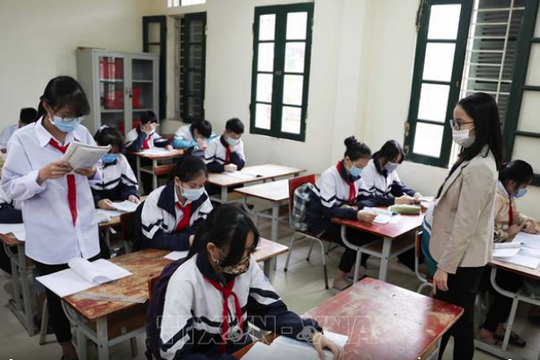 Hà Nội: Học sinh tiểu học và lớp 6 thuộc 12 quận trở lại trường từ ngày 21/02