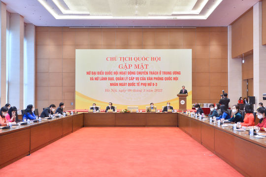 Tăng cường sự tham gia bình đẳng của phụ nữ trong các vị trí lãnh đạo và quản lý