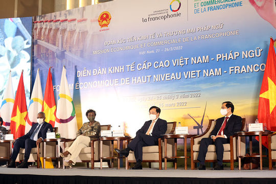 Việt Nam ủng hộ mạnh mẽ các nỗ lực thúc đẩy hợp tác kinh tế trong không gian Pháp ngữ Việt Nam ủng hộ mạnh mẽ các nỗ lực thúc đẩy hợp tác kinh tế trong không gian Pháp ngữ