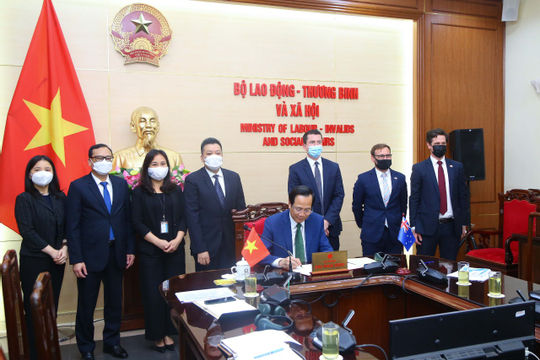 Australia sẽ tiếp nhận 1.000 lao động Việt Nam mỗi năm trong lĩnh vực nông nghiệp