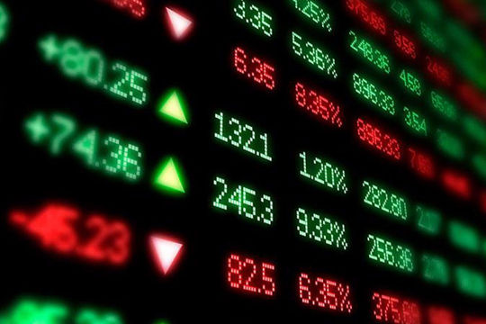 Triển khai các biện pháp bảo đảm ổn định, an toàn thị trường chứng khoán