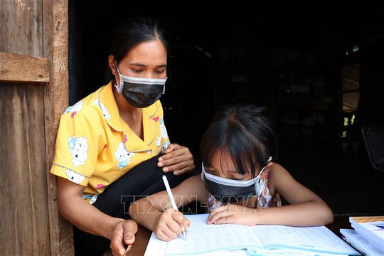 Hỗ trợ vay vốn mua thiết bị học trực tuyến 10 triệu đồng/học sinh