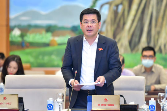 Thể chế hóa đầy đủ chủ trương của Đảng về định hướng phát triển ngành dầu khí