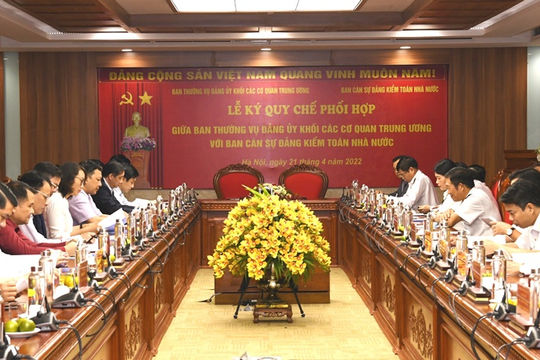 Phối hợp chặt chẽ trong việc kiểm tra, giám sát và kỷ luật của Đảng