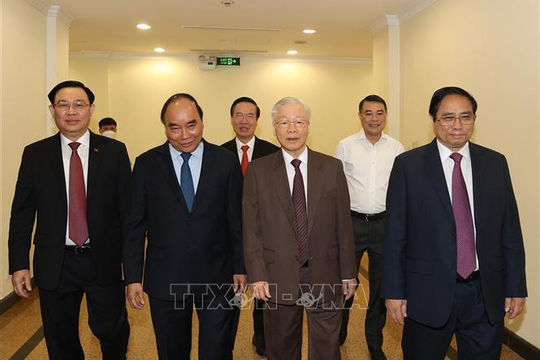 Bộ Chính trị tổ chức hội nghị toàn quốc về thực hiện nghị quyết phát triển vùng đồng bằng sông Cửu Long