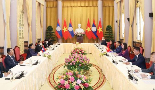 Củng cố quan hệ hữu nghị và hợp tác toàn diện Việt Nam - Lào