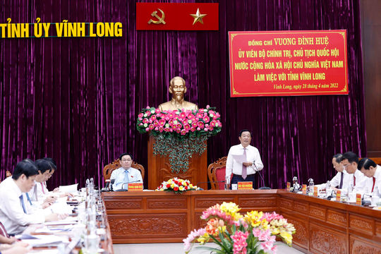 Chủ tịch Quốc hội Vương Đình Huệ: Vĩnh Long cần đặc biệt quan tâm triển khai công tác quy hoạch
