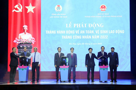 Giảm thiểu rủi ro về an toàn vệ sinh lao động, cải thiện điều kiện làm việc Giảm thiểu rủi ro về an toàn vệ sinh lao động, cải thiện điều kiện làm việc