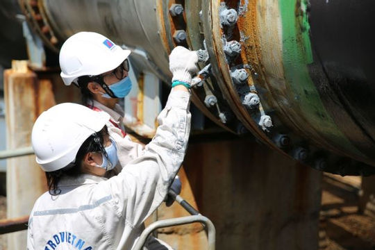 Nhiều khó khăn, thách thức ở phía trước, Petrovietnam vẫn giữ mục tiêu tăng trưởng