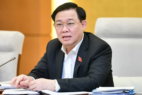 Kiểm soát chặt chẽ thị trường chứng khoán, trái phiếu doanh nghiệp