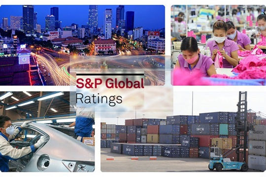 S&P nâng xếp hạng tín nhiệm dài hạn của Việt Nam lên mức BB+ S&P nâng xếp hạng tín nhiệm dài hạn của Việt Nam lên mức BB+
