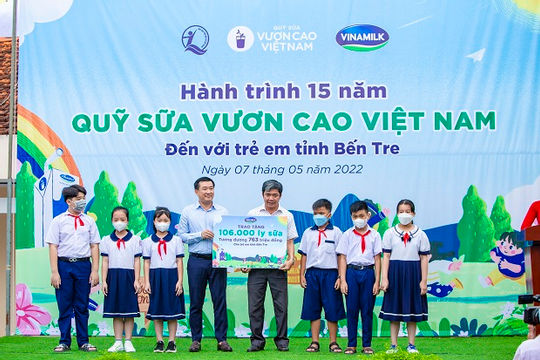 Khởi động hành trình năm thứ 15 của Quỹ sữa Vươn cao Việt Nam