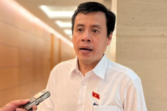 Tăng cường giám sát, có chế tài xử lý mạnh hơn với hành vi thao túng thị trường chứng khoán