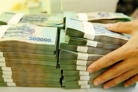 Thu ngân sách Nhà nước đạt 806,4 nghìn tỷ đồng, bằng 57,1% dự toán năm