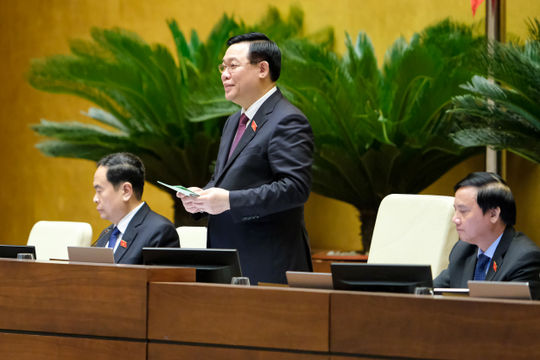 Các Bộ trưởng đã trả lời thẳng thắn, không vòng vo, né tránh vấn đề khó