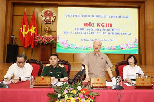 Tổng Bí thư Nguyễn Phú Trọng: Chống tham nhũng phải kiên trì, nhân văn, bài bản và thuyết phục Tổng Bí thư Nguyễn Phú Trọng: Chống tham nhũng phải kiên trì, nhân văn, bài bản và thuyết phục