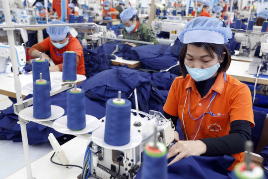 Việt Nam xuất siêu 710 triệu USD trong 6 tháng năm 2022 Việt Nam xuất siêu 710 triệu USD trong 6 tháng năm 2022