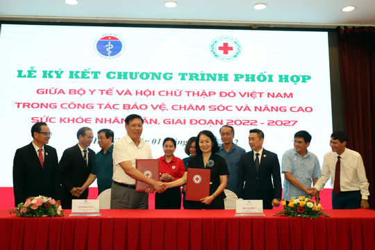 Phối hợp chặt chẽ, tạo ra hệ sinh thái tốt hơn trong chăm sóc người nghèo, người yếu thế