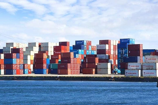 Kim ngạch thương mại toàn cầu đạt kỷ lục trong quý I năm 2022