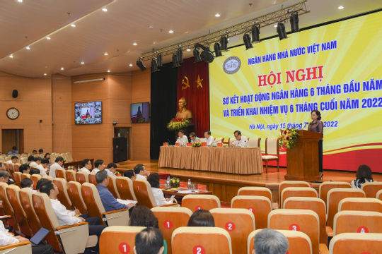 Điều tiết tiền tệ hợp lý, bám sát mục tiêu ổn định vĩ mô