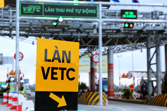 Xử lý nghiêm trường hợp vi phạm hoạt động thu phí không dừng sau ngày 01/8 Xử lý nghiêm trường hợp vi phạm hoạt động thu phí không dừng sau ngày 01/8