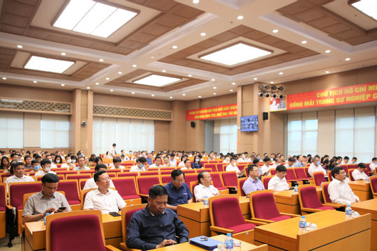 Đảng bộ Kiểm toán nhà nước tham dự Hội nghị nghiên cứu, học tập, quán triệt Nghị quyết Hội nghị Trung ương 5 khoá XIII