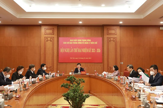Tinh giản ít nhất 5% biên chế cán bộ, công chức, 10% viên chức Tinh giản ít nhất 5% biên chế cán bộ, công chức, 10% viên chức