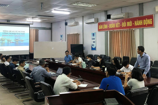 Petrovietnam tăng cường đào tạo về ngành công nghiệp dầu khí cho các đơn vị