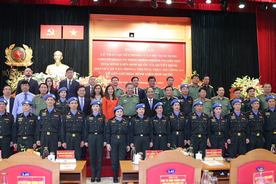 Chủ tịch nước Nguyễn Xuân Phúc: Lực lượng tham gia gìn giữ hòa bình quốc tế góp phần thực hiện hiệu quả đường lối đối ngoại của Đảng, Nhà nước