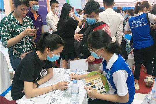 Thị trường lao động phục hồi tích cực