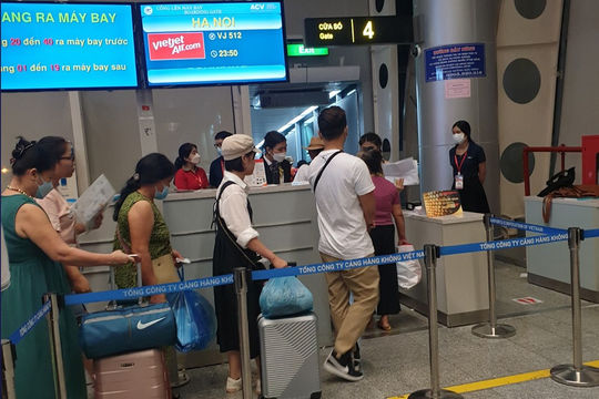 Khẩn trương khắc phục bất cập tại các cảng hàng không