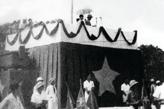 Bác Hồ với Ngày độc lập đầu tiên