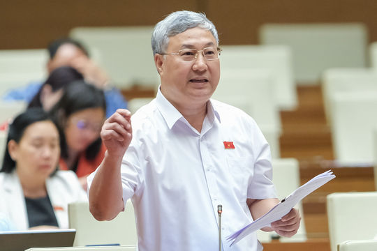 Cân nhắc quy định về thực hiện dân chủ cơ sở trong tổ chức sử dụng lao động