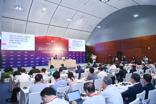 Cải cách thể chế, hoàn thiện chính sách đất đai thúc đẩy phục hồi và phát triển kinh tế - xã hội